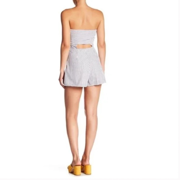 Do + Be Bow Striped Strapless Romper - Picture 2 of 5